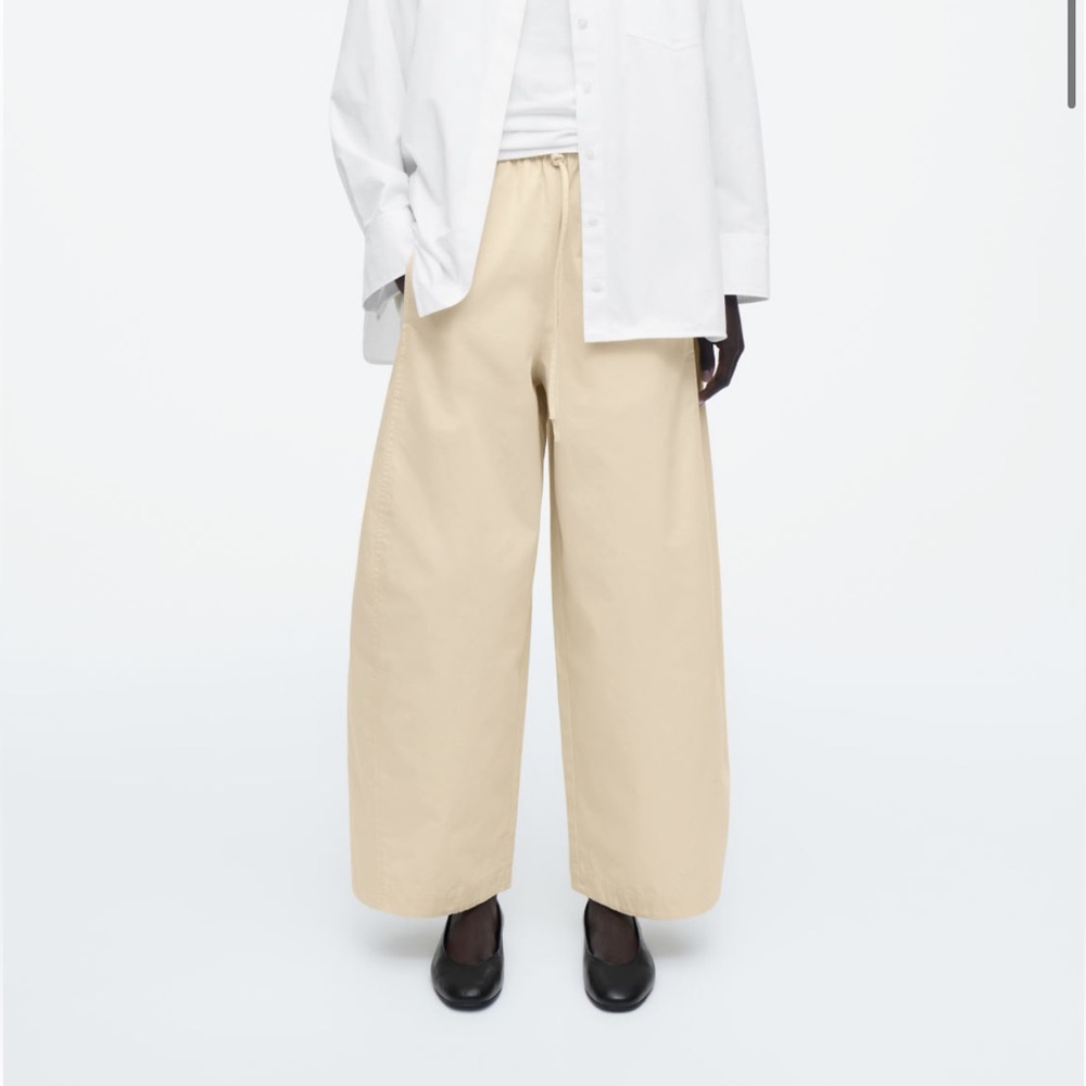 NWT COS Barrel Leg Pants (US 4)